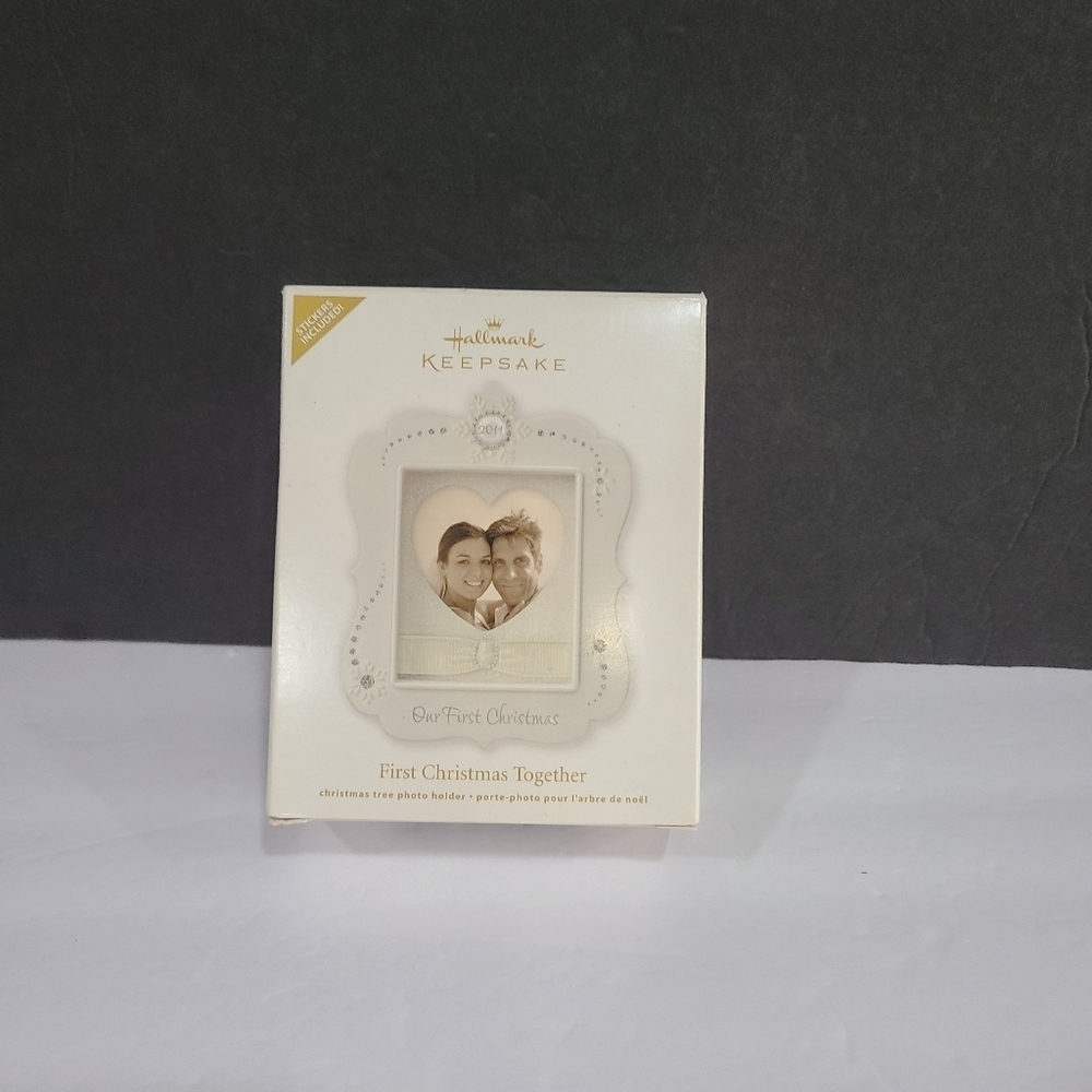 Hallmark Keepsake Ornament 2011 photo frame  First Christmas Together